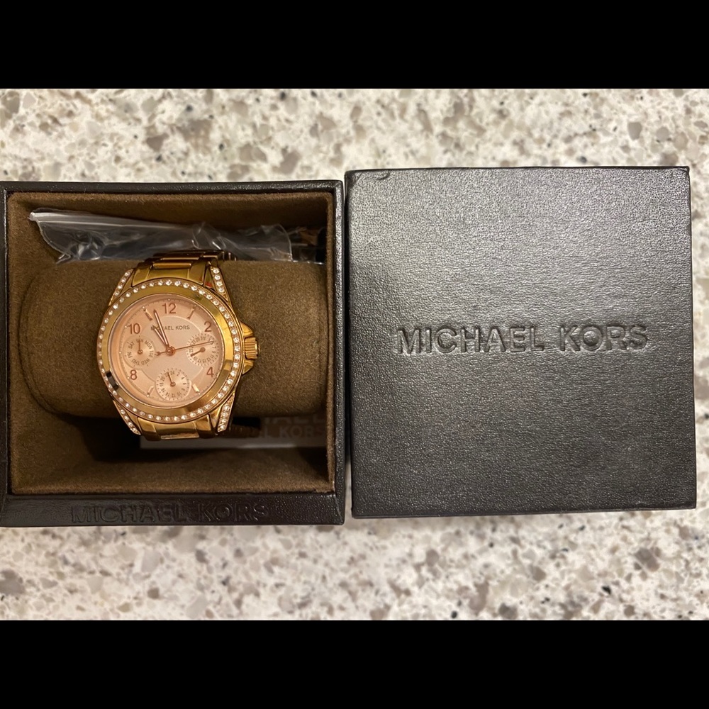 MK watch